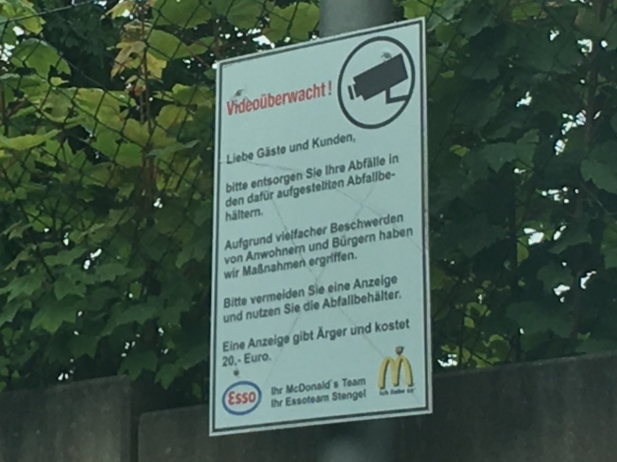 Schild-Nahaufnahme