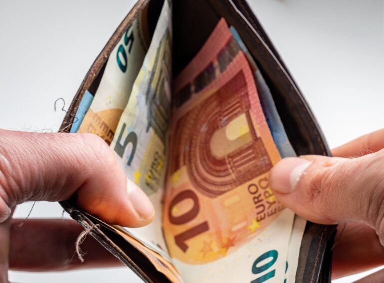 Falschgeld Im Portemonnaie