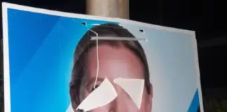 Beschädigtes AfD-Wahlplakat