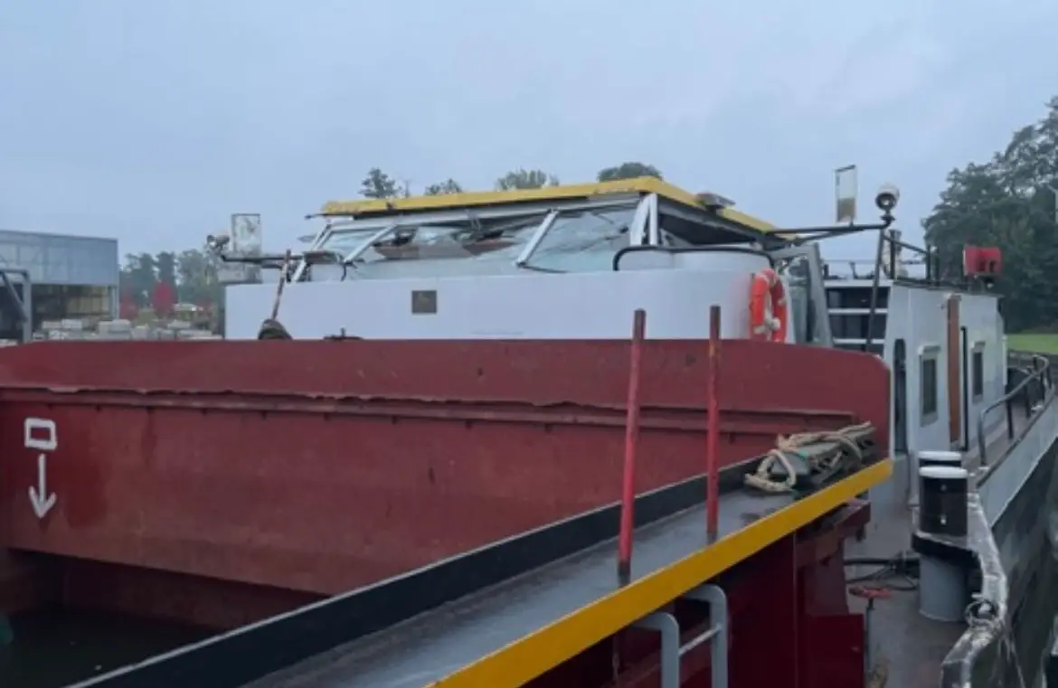 Das Schiff, das die Brücke rammte