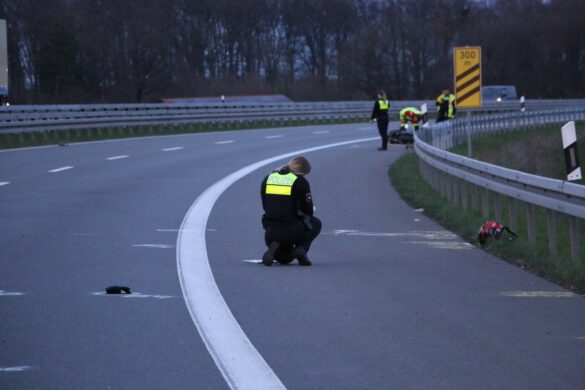 Motorradfahrer verunglückt auf Bundesstraße B51/B65 bei Belm tödlich