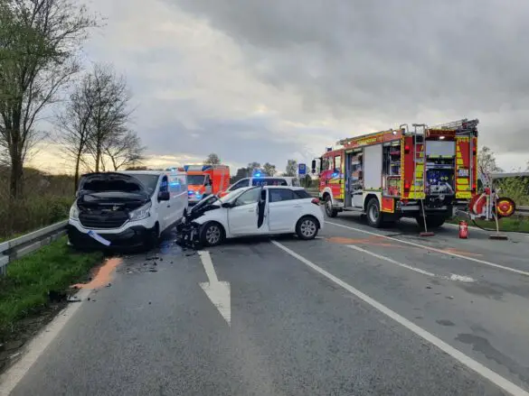 Drei Verletzte nach Kollision mehrerer Autos in Bad Rothenfelde