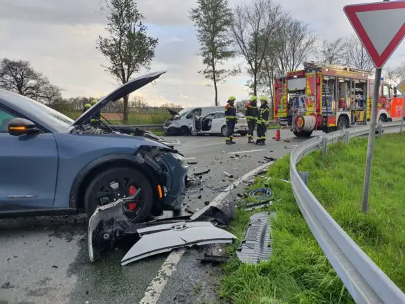Drei Verletzte nach Kollision mehrerer Autos in Bad Rothenfelde