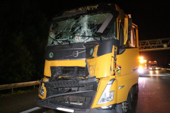 Nach schwerem Unfall: A30 bis nach Mitternacht gesperrt