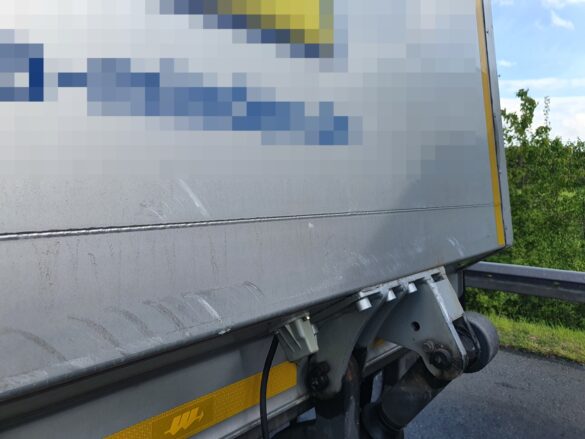 Schwer und lebensgefährlich Verletzte nach Unfall mit mehreren LKW auf Autobahn A30 bei Ibbenbüren