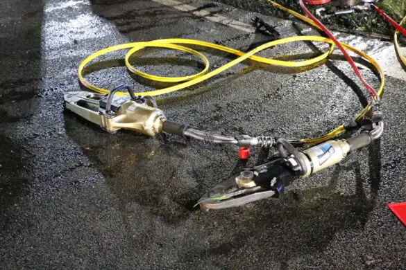 Großeinsatz: Mehrere Schwerverletzte und eine eingeklemmte Person nach PKW-Crash in Bad Iburg