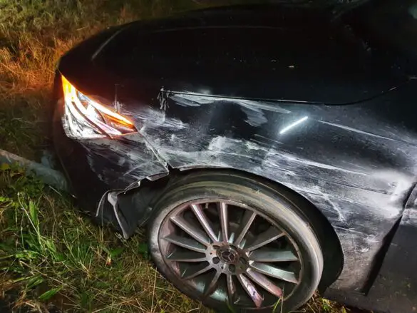 Betrunkener Autofahrer verliert auf Autobahn 30 Kontrolle über PKW - Reifen ohne Profil