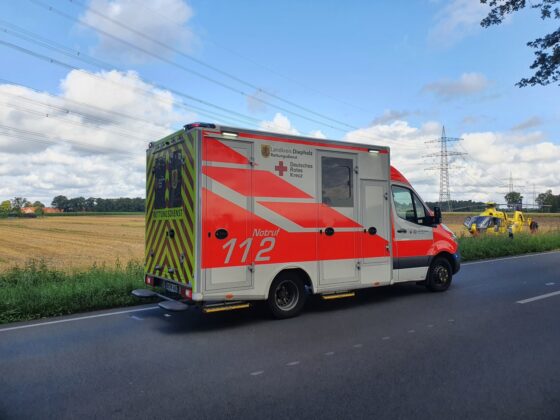 Tragischer Verkehrsunfall in Bohmte: Autofahrer wird schwer verletzt, Beifahrerin stirbt