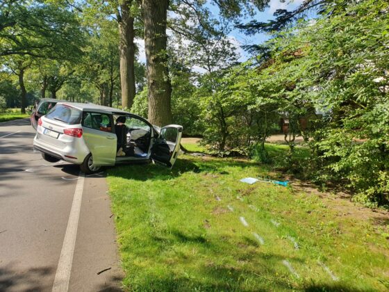 Tragischer Verkehrsunfall in Bohmte: Autofahrer wird schwer verletzt, Beifahrerin stirbt