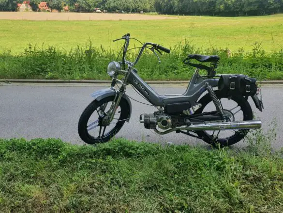 Zusammenstoß zwischen PKW und Mofa in Wallenhorst