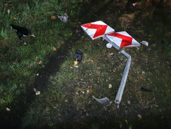 PKW-Unfall in Autobahnkreuz Osnabrueck-Süd zwischen A33 und A30 endet glimpflich. / Foto: Heiko Westermann PKW-Unfall in Autobahnkreuz Osnabrueck-Süd zwischen A33 und A30 endet glimpflich