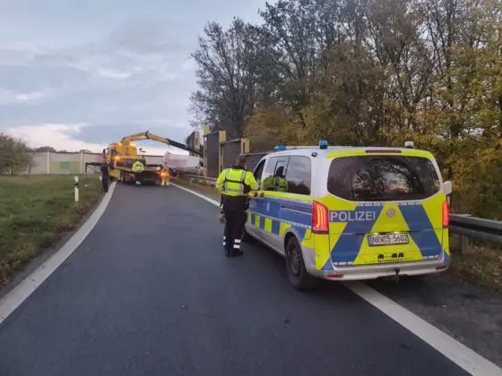 Tödlicher Unfall: Transporter-Fahrer verunglückt auf Autobahn 1 bei Osnabrück