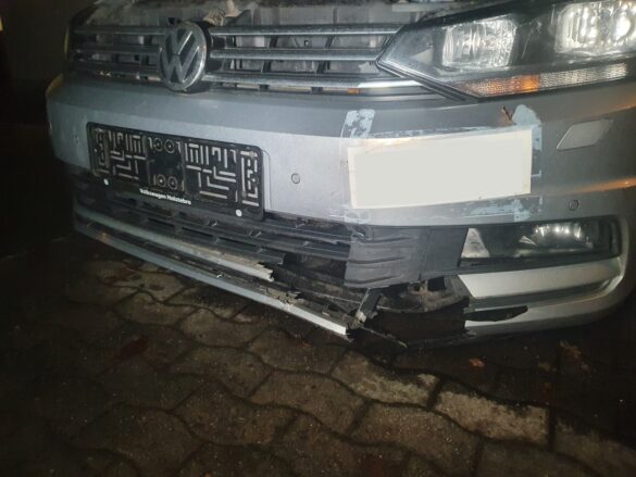 Leiter auf Autobahn: Mehrere Fahrzeuge auf A1 bei Bramsche beschädigt