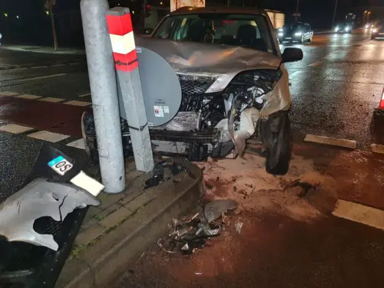 Zusammenstoß in Hellern: Autos nach Kollision stark beschädigt