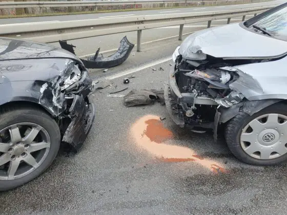 Autos kollidieren auf Bundesstraße 51 bei Georgsmarienhütte