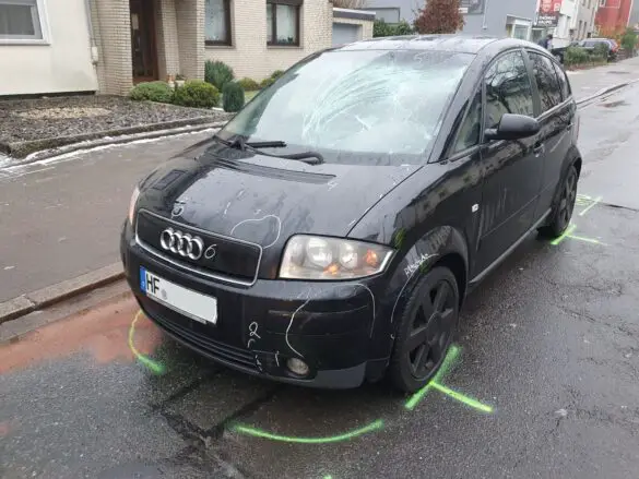 Schwerer Zusammenstoß zwischen PKW und Fußgänger auf Sutthauser Straße