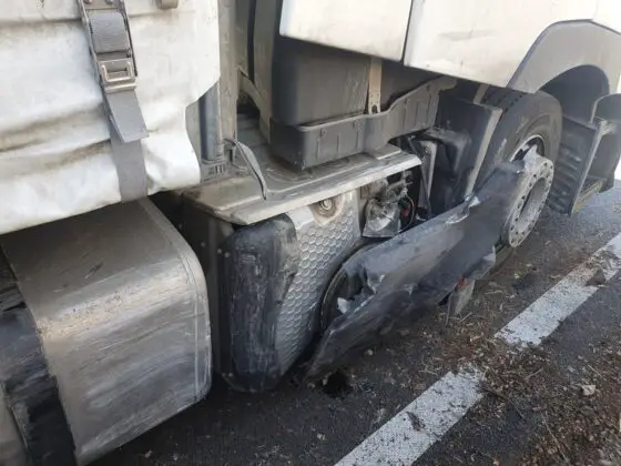 Unfall mit zwei PKW und einem LKW bei Spurwechsel auf der A30 bei Osnabrück