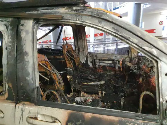 Nach Feuer in Parkhaus: So lief die Bergung der Autos mit Verbrennungs- und Elektromotoren