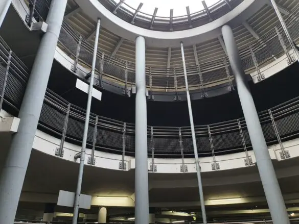 Nach Feuer in Parkhaus: So lief die Bergung der Autos mit Verbrennungs- und Elektromotoren