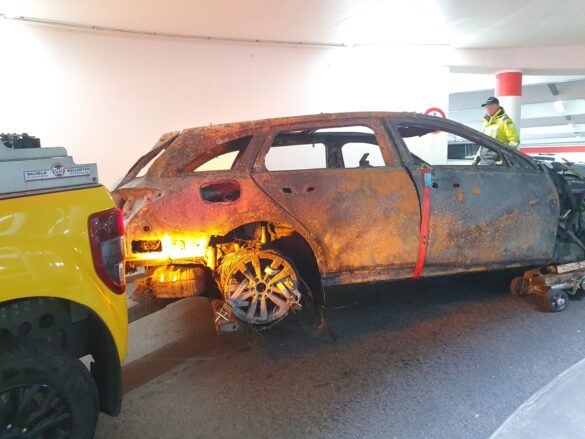 Nach Feuer in Parkhaus: So lief die Bergung der Autos mit Verbrennungs- und Elektromotoren