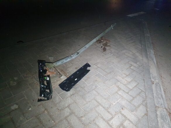 Mutmaßlich alkoholisiert: Junger Fahrer verliert auf A30 Kontrolle über seinen SUV