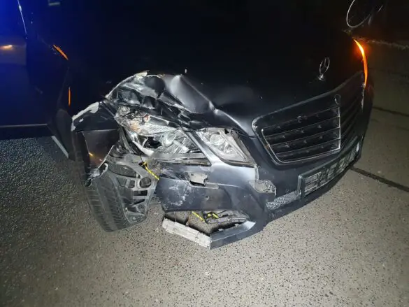 Parkendes Auto an der Brinkstraße in Osnabrück gerammt