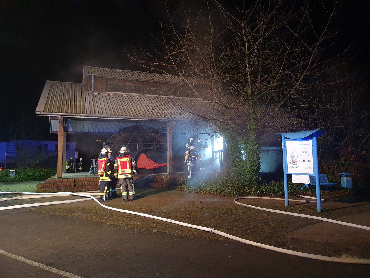 Feuerwehr im Einsatz: "Meller Generator" brannte Feuerwehr im Einsatz: "Meller Generator" brannte