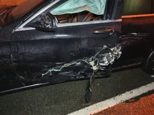 Kreuzungscrash an Hannoverscher Straße, Autofahrer ignoriert Absperrung