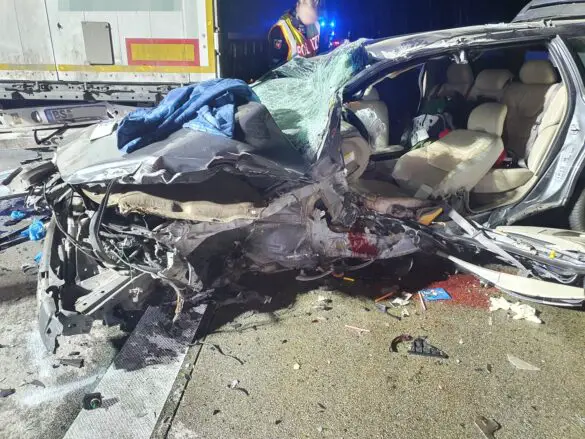 Tödlicher Unfall: PKW prallt auf Stauende auf Autobahn 1 bei Neuenkirchen-Vörden