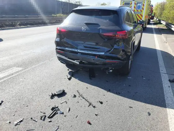 Auffahrunfall löst Feuerwehreinsatz auf der A33 bei Osnabrück aus