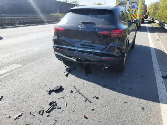 Auffahrunfall löst Feuerwehreinsatz auf der A33 bei Osnabrück aus