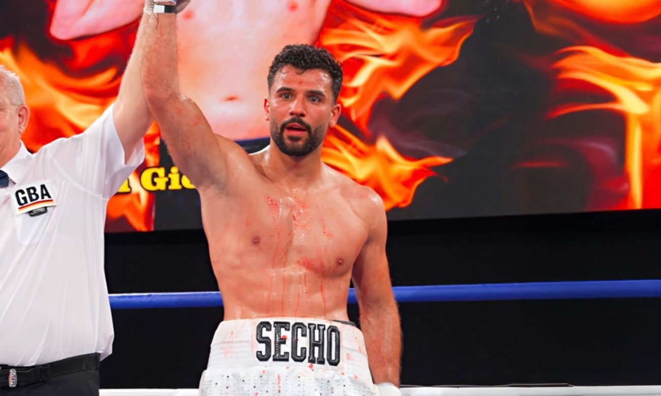 Secho Akyüz in Dessau