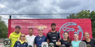 Die erst- und zweitplatzierten Herren- und Damendoppel der dritten Westenergie Beach Tennis Open. / Foto: Christin Nimtz