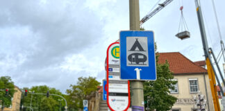 Hinweisschild Campingplatz Osnabrück
