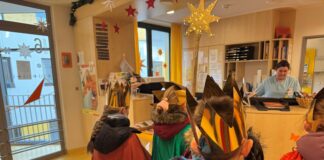 Sternsinger im CKO. / Foto: Nadja Holtmann, Drei-Religionen Schule