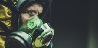 Chemikalienschutzanzug (Symbolbild)