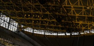 Dach des Westfalenstadion Dortmund