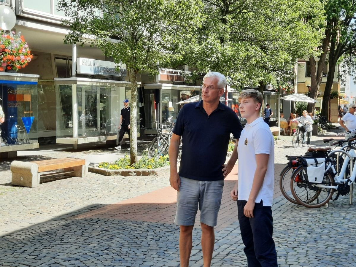 Ein Blick in die Ferne: Frederik Knäuper reist für Auslandsjahr in die USA. / Foto: Marieke Timmermann