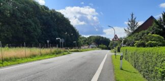 Straße „Zum Flugplatz" (Symbolfoto). / Foto: Timmermann