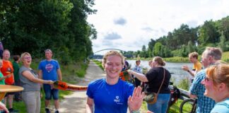 500 Meter Schwimmen, 20 Kilometer Radfahren und 5 Kilometer Laufen oder Walken sind die Disziplinen des Hollager Kanal-Cups, dessen Erlös der Kinderrechtsorganisation Terre des Hommes zugutekommt. / Foto: Kolpingsfamilie Hollage e.V.