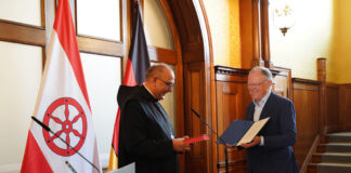 Bischof Dominicus und Ministerpräsident Stephan Weil / Foto: Staatskanzlei