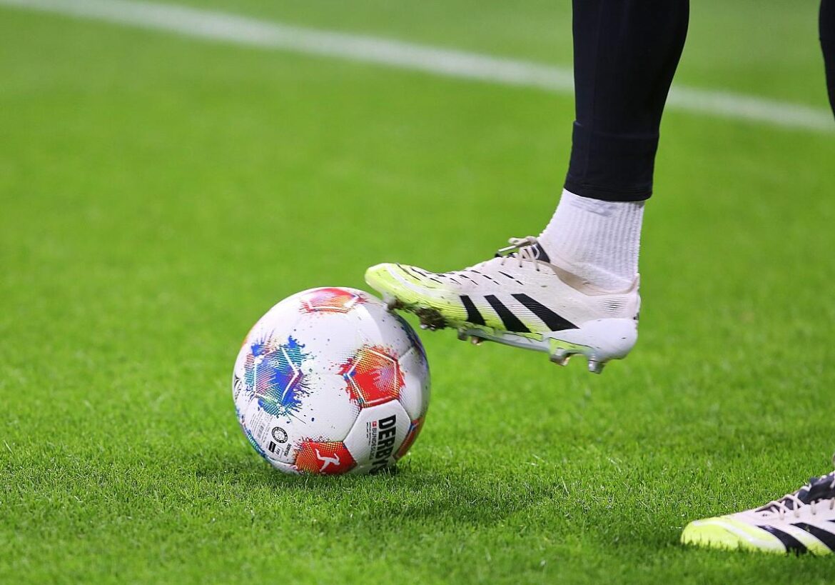 Fußball-Spieler (Archiv)