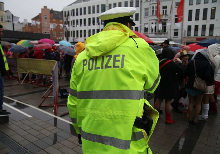 Polizei im