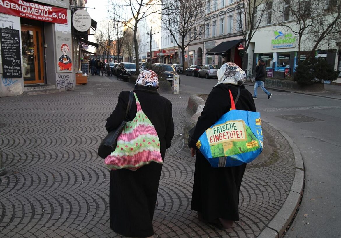 Zwei Frauen