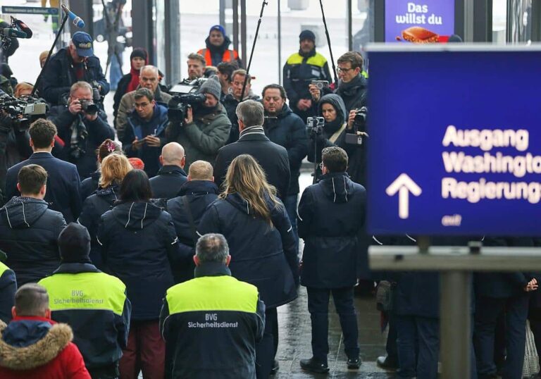 Schweigeminute nach