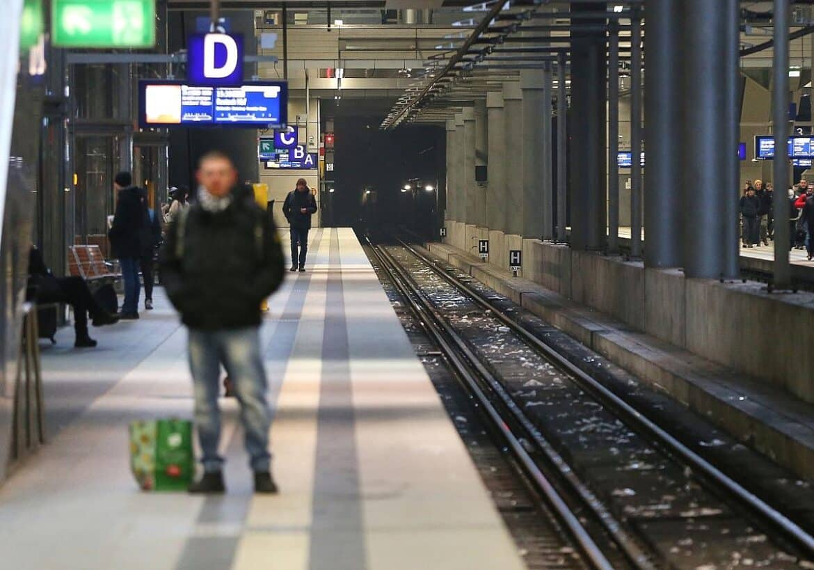 Bahnsteig (Archiv)