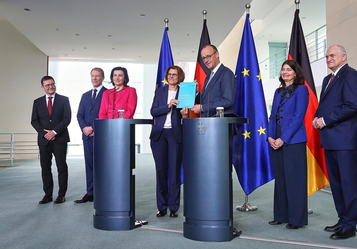 Übergabe EFI-Gutachten
