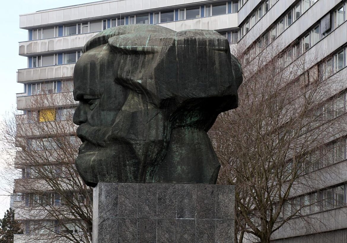Karl-Marx-Monument in