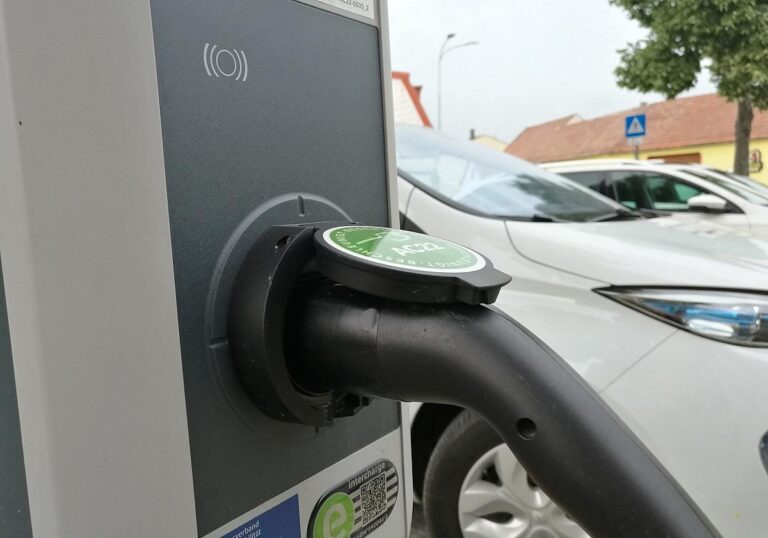 Stromtankstelle für