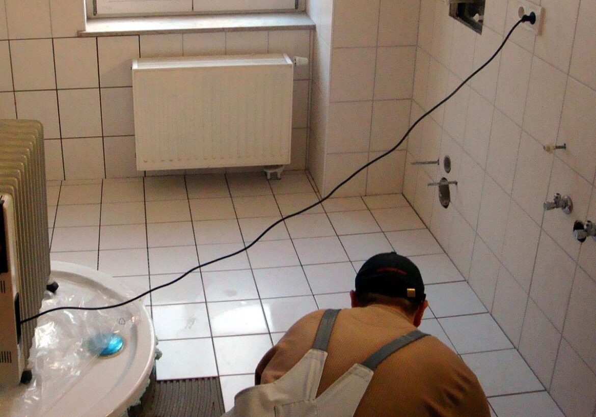 Fliesenleger (Archiv)